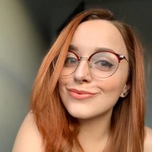 Meet your Posher, Eve-lyne